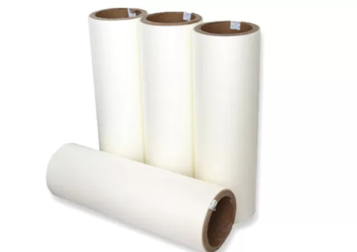 Latest company news about Rotoli di film per laminazione: Superficie liscia, facile da stampare e lavorare