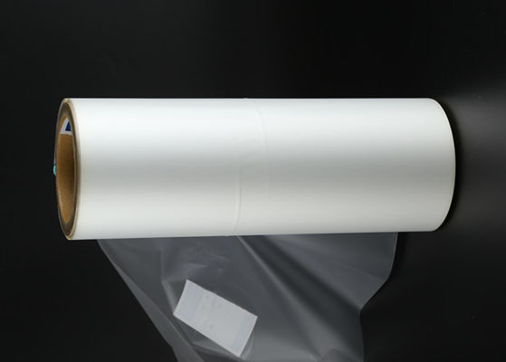 Pellicola resistente del graffio per l'imballaggio della larghezza di 1120mm, film termico della laminazione dei Anti-graffi 22mic BOPP
