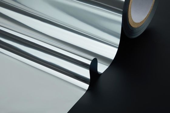 Un buon prezzo. Film laminato di alluminio metallizzato per imballaggi per eliminare l'effetto dell'estrazione statica in linea