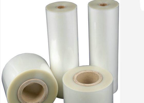 Un buon prezzo. Film di laminazione termica a texture liscia ad alta trasparenza contenente adesivo EVA Lunghezza 200-4000m in linea
