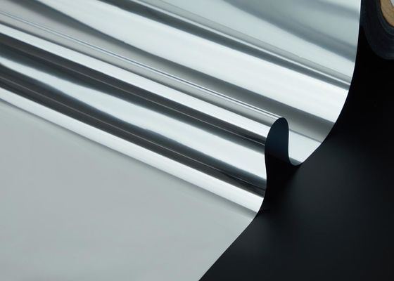 Un buon prezzo. 3000m Rollo pesante di pellicola VMPET ultra-stampabile 12μm Rivestimento metallico avanzato in argento 97% Barriera radiante riflettente in linea