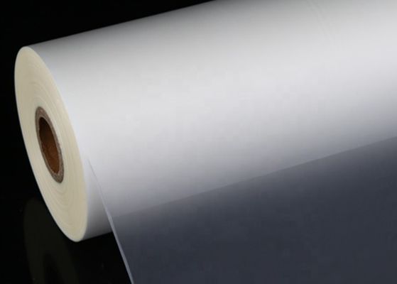 Un buon prezzo. Substrato tecnico PET otticamente migliorato da 30 micron per contenitori protettivi in linea