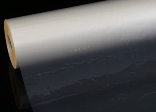 Un buon prezzo. 35 micron Film di laminazione BOPP/PET ad alta lucidità adatto ai punti UV in linea