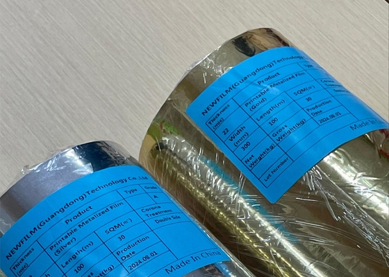Good price Film VMPET a nano-risoluzione certificato MSDS con efficienza di barriera radiante del 97% e strato d'argento ultra-sottile di 12 μm in linea