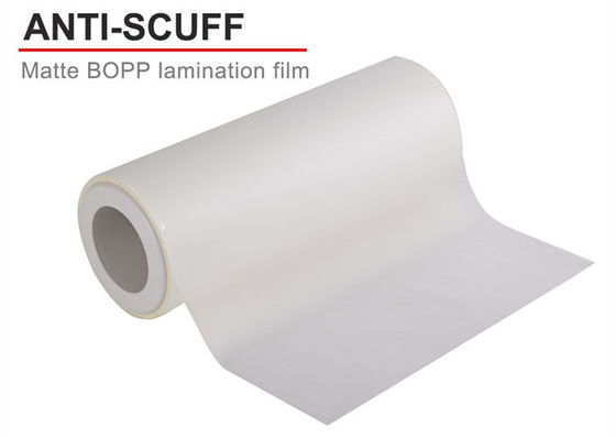 Good price Adesivo resistente agli abrasivi Bopp Matt Film Roll per stampaggio a caldo 28mic 4000m in linea